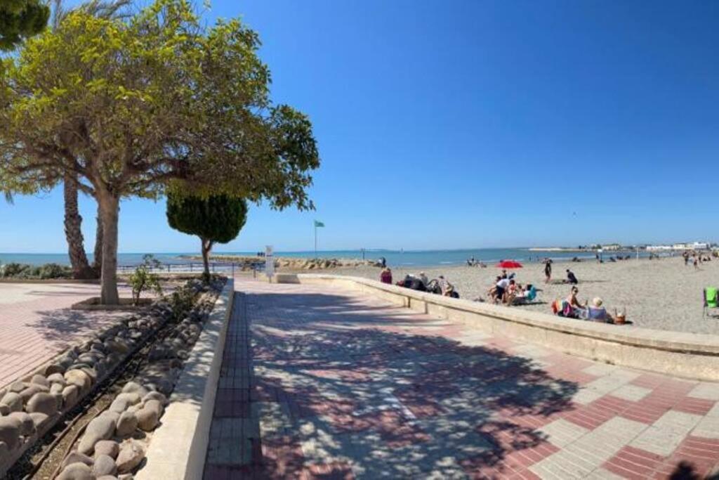 Apartamento Playa Levante 圣波拉 外观 照片